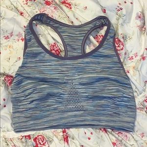 Sports bra